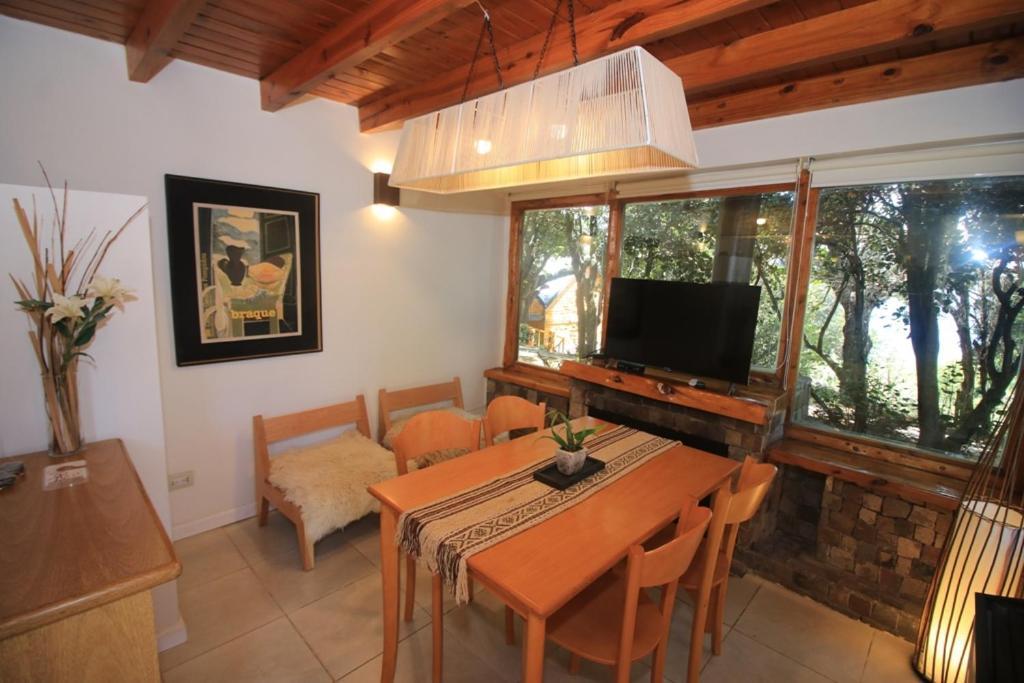 Posada La Escondida Villa Pehuenia Bagian luar foto