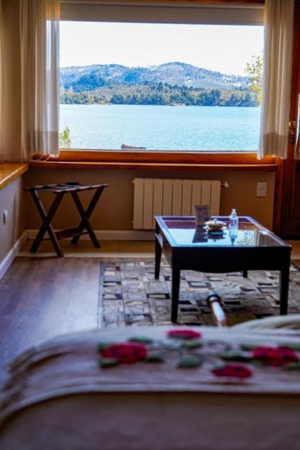Posada La Escondida Villa Pehuenia Bagian luar foto