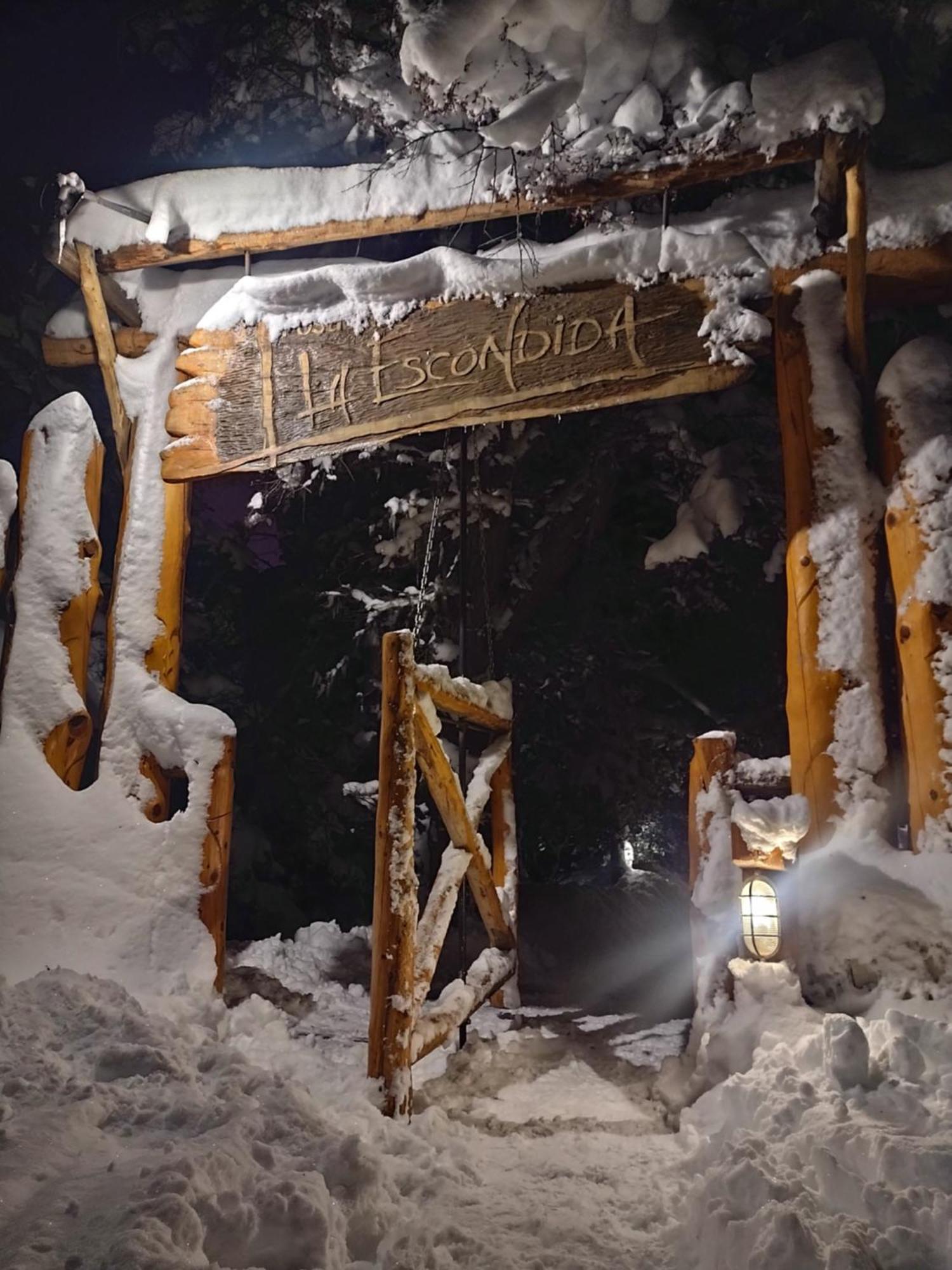 Posada La Escondida Villa Pehuenia Bagian luar foto
