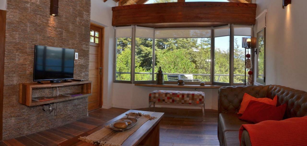 Posada La Escondida Villa Pehuenia Bagian luar foto