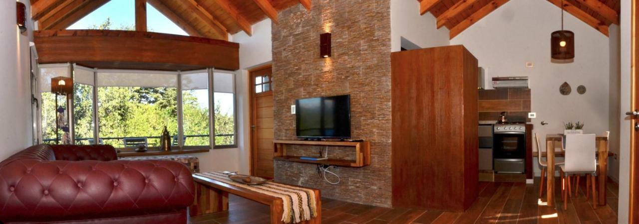Posada La Escondida Villa Pehuenia Bagian luar foto